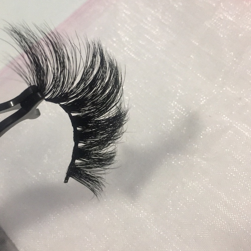 Coco 25mm mink lashes